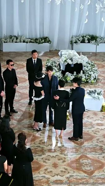 คำขอโทษที่สายไป