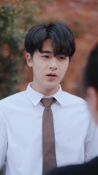 รักพลิกมุม