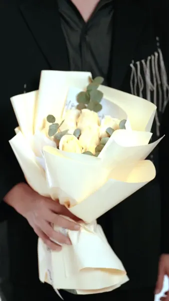 รักพลิกมุม