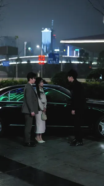 รักพลิกมุม