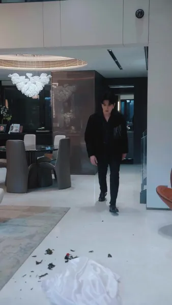 รักพลิกมุม