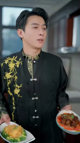 แย่แล้ว แฟนเก่าทั้ง 99 คนมาเกิดใหม่(พากย์เสียง)