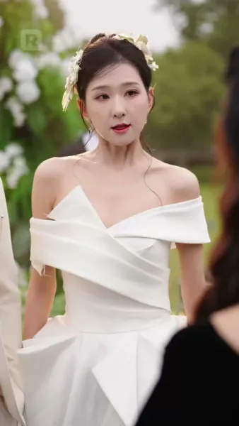 คมมีดแห่งการแก้แค้น: แม่เลี้ยงยาพิษ