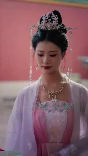 สนมจอมวางแผน