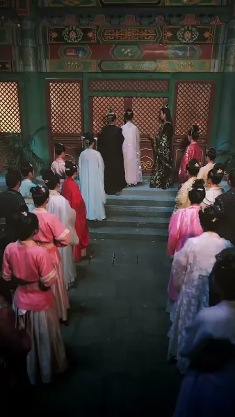 สนมจอมวางแผน