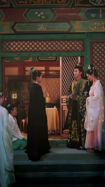 สนมจอมวางแผน