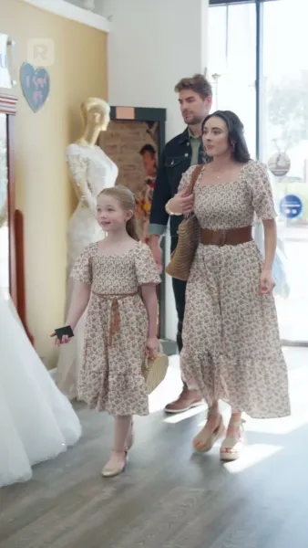 รักที่ก่อตัวในบ้านไร่