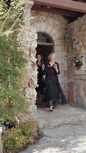 รักที่ก่อตัวในบ้านไร่