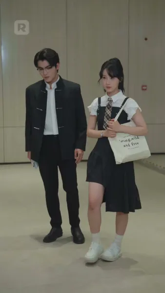 ความลับร้อนของคุณลูอิส