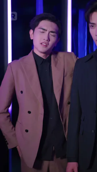 ความลับร้อนของคุณลูอิส