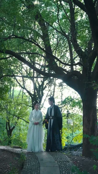 ลำนำรักสองภพ