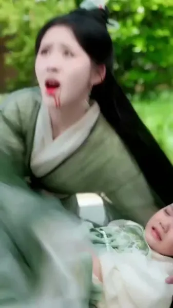 เดินเคียงข้างเธอ