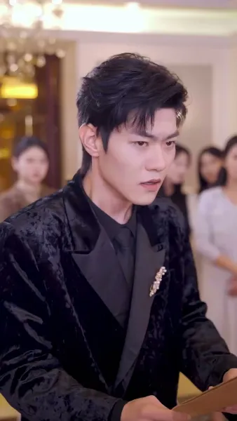 เมื่อฉันทะลุเข้าไปในบทชะตา