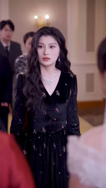 เมื่อฉันทะลุเข้าไปในบทชะตา