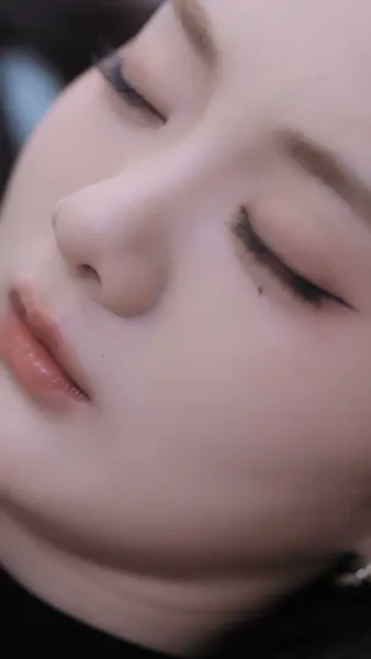 ล่อลวง ให้เขายอมจำนน