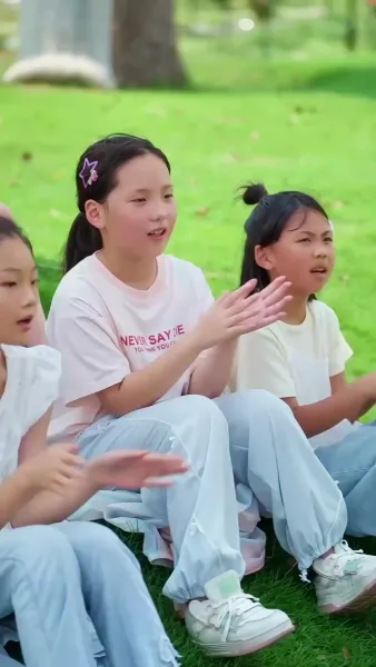 รุกสุดใจ นายหมอเพื่อนบ้าน