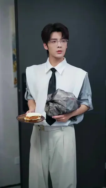 รุกสุดใจ นายหมอเพื่อนบ้าน