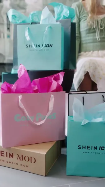 คุณพ่อมหาเศรษฐีไร้บ้าน