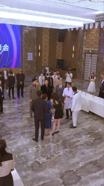 ลูก บ้านเราไม่ได้จนจริงๆ