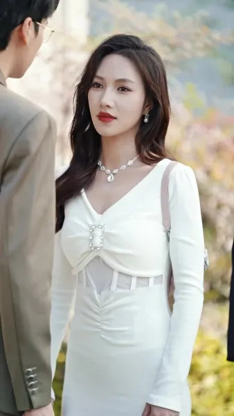 เกิดใหม่ ชดใช้ให้เธอ