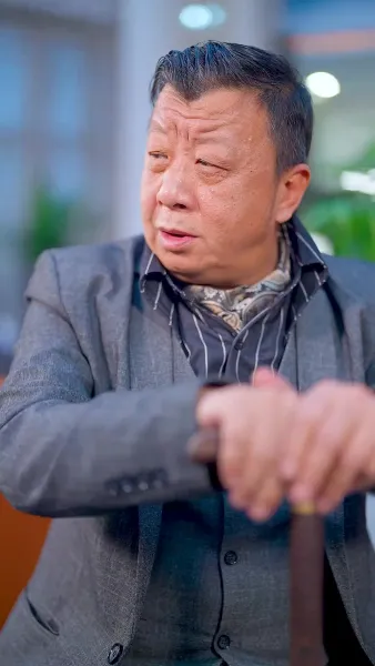 ลูกชายคนใหญ่ของบริษัท