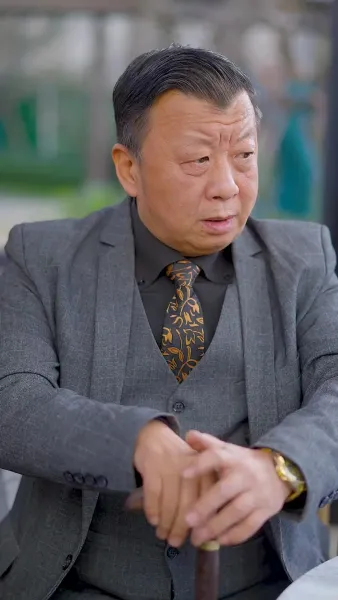 ลูกชายคนใหญ่ของบริษัท