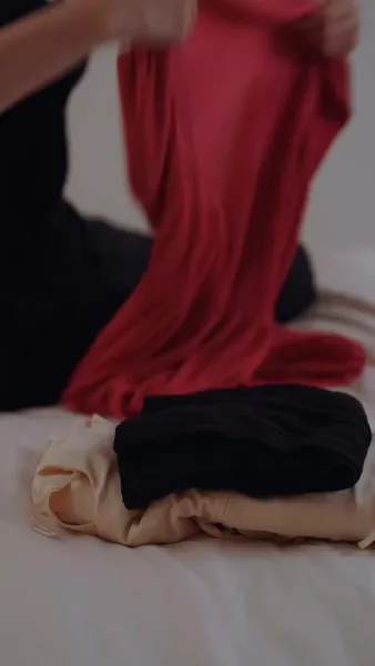 กระสุนส่งรัก[พากย์เสียง]