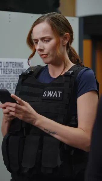 กระสุนส่งรัก[พากย์เสียง]