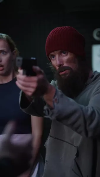 กระสุนส่งรัก[พากย์เสียง]