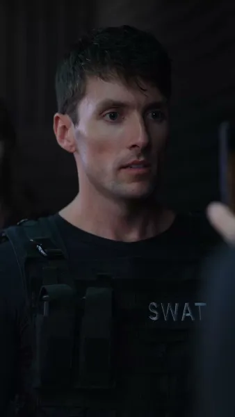 กระสุนส่งรัก[พากย์เสียง]