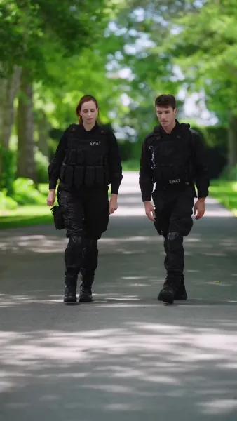 กระสุนส่งรัก[พากย์เสียง]