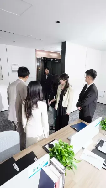 ตกอีกครั้ง ตกลึกขึ้นไป