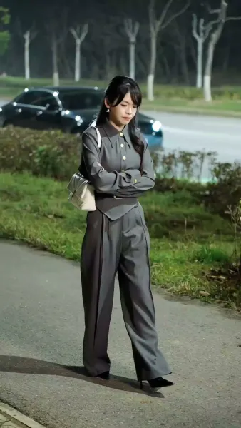 ตกอีกครั้ง ตกลึกขึ้นไป