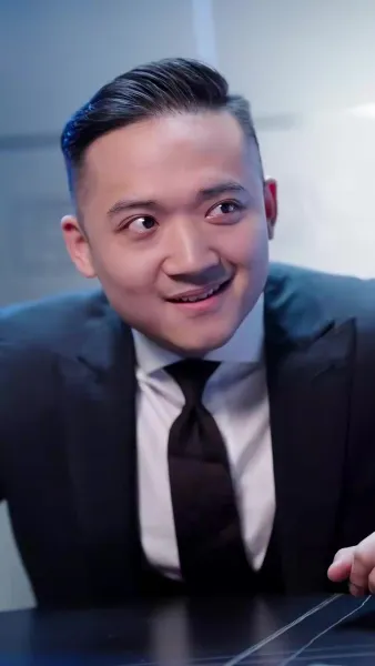 ตกอีกครั้ง ตกลึกขึ้นไป