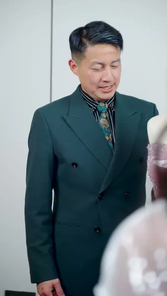 ตกอีกครั้ง ตกลึกขึ้นไป