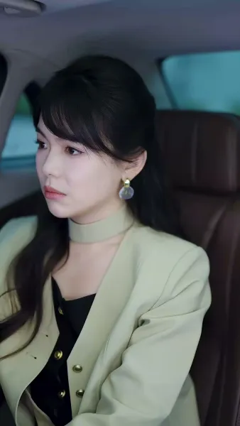 ตกอีกครั้ง ตกลึกขึ้นไป