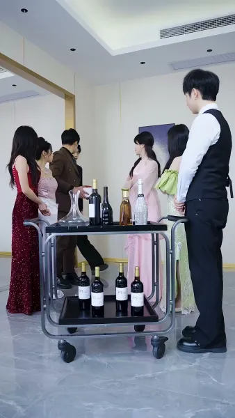 ตกอีกครั้ง ตกลึกขึ้นไป