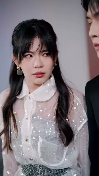 ตกอีกครั้ง ตกลึกขึ้นไป