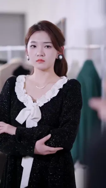 การขึ้นสู่อำนาจของดาราหญิงพันล้าน