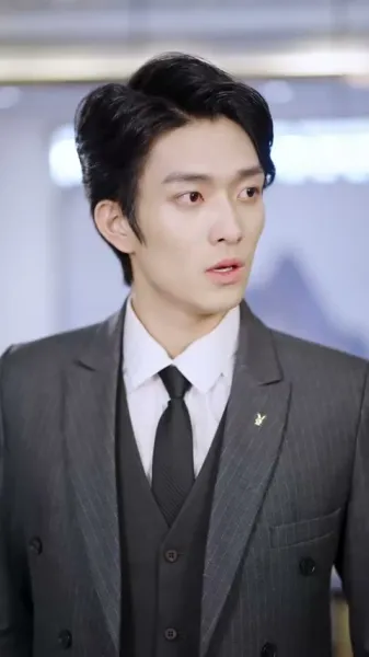 การขึ้นสู่อำนาจของดาราหญิงพันล้าน