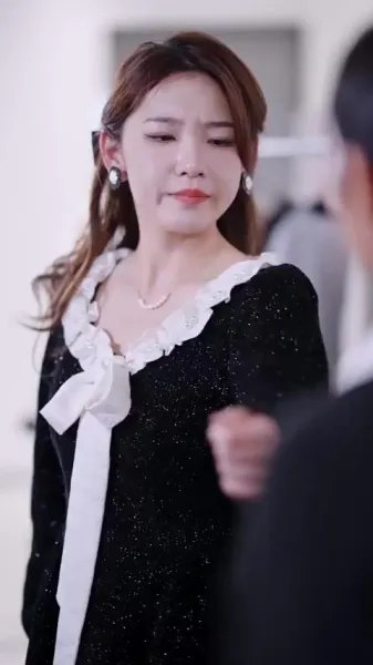 การขึ้นสู่อำนาจของดาราหญิงพันล้าน