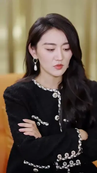 การขึ้นสู่อำนาจของดาราหญิงพันล้าน