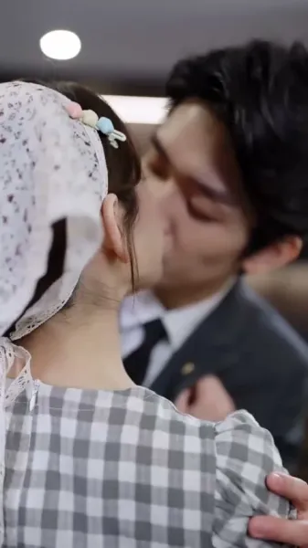 การขึ้นสู่อำนาจของดาราหญิงพันล้าน