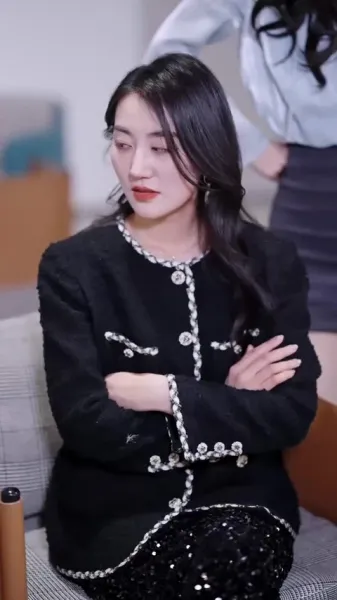 การขึ้นสู่อำนาจของดาราหญิงพันล้าน