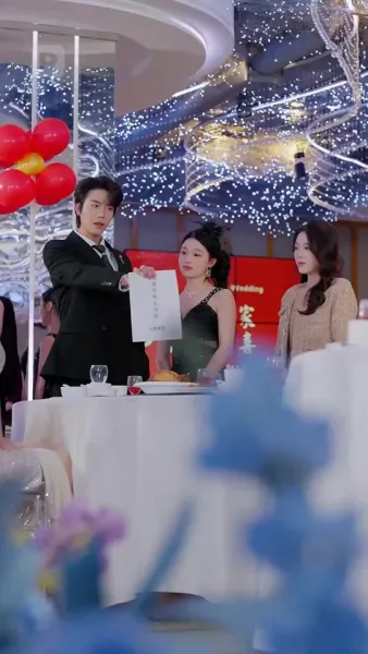 เกิดใหม่วันแต่งงาน ตบหน้าคนชั่ว