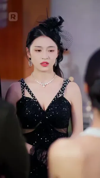 เกิดใหม่วันแต่งงาน ตบหน้าคนชั่ว