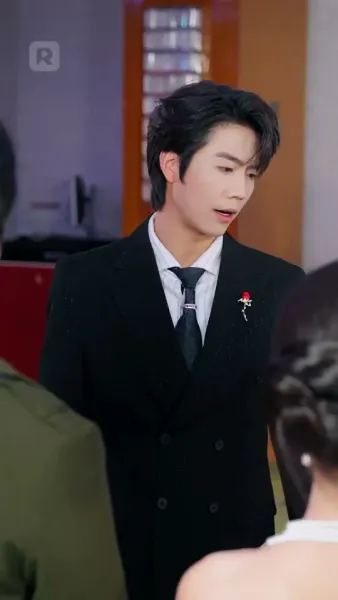 เกิดใหม่วันแต่งงาน ตบหน้าคนชั่ว