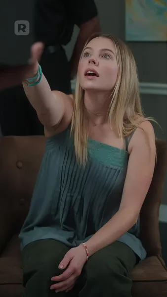 ทายาทที่แท้จริง VS ราชินีผึ้งตัวปลอม