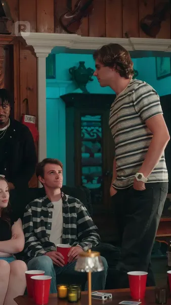 ทายาทที่แท้จริง VS ราชินีผึ้งตัวปลอม