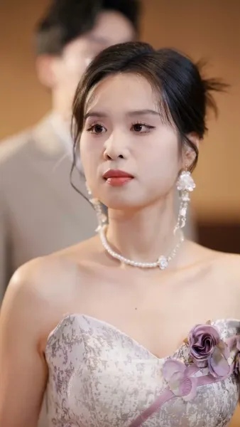 โชคดีที่พี่สาวกอบกู้ทุกอย่าง